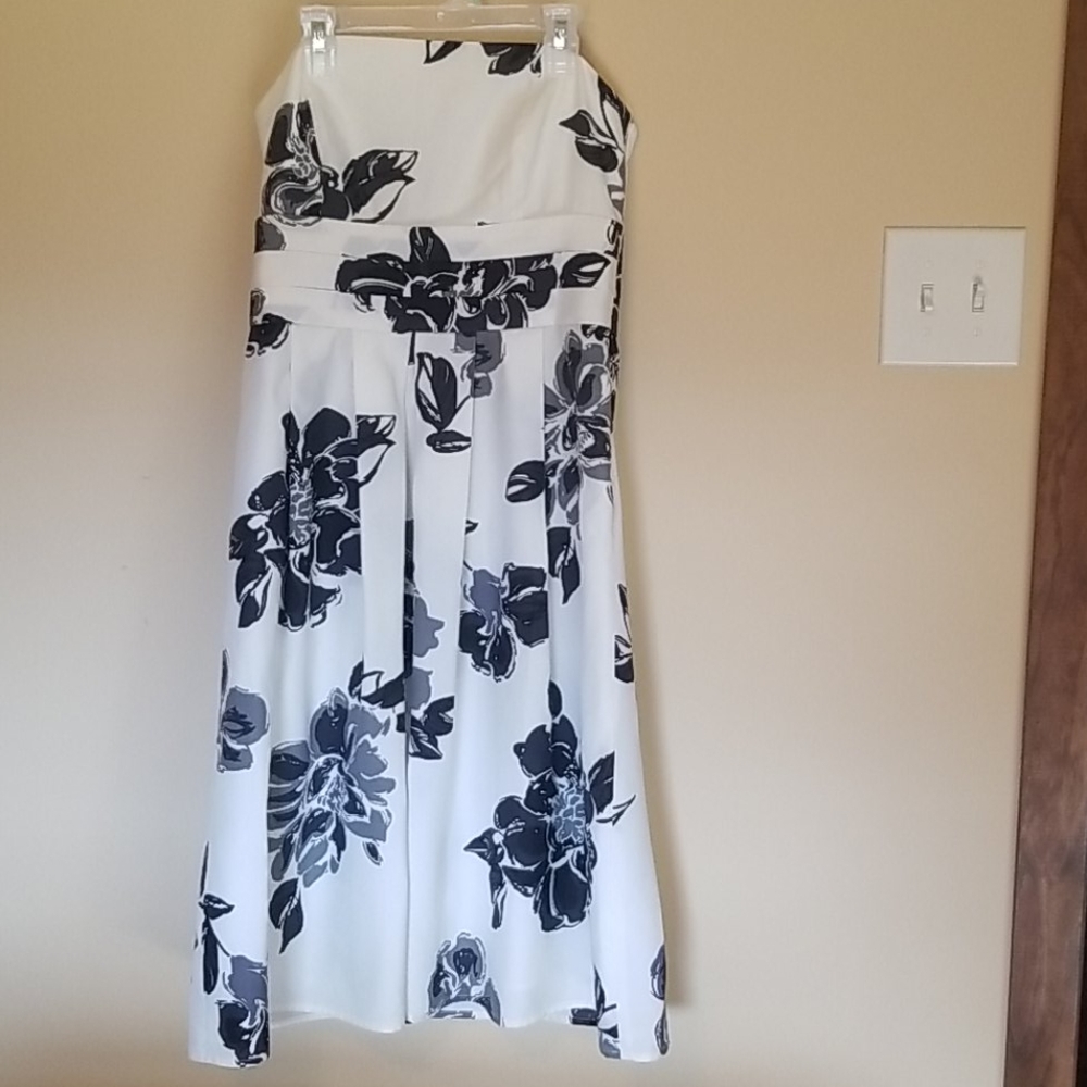 Ann Taylor Strapless dress